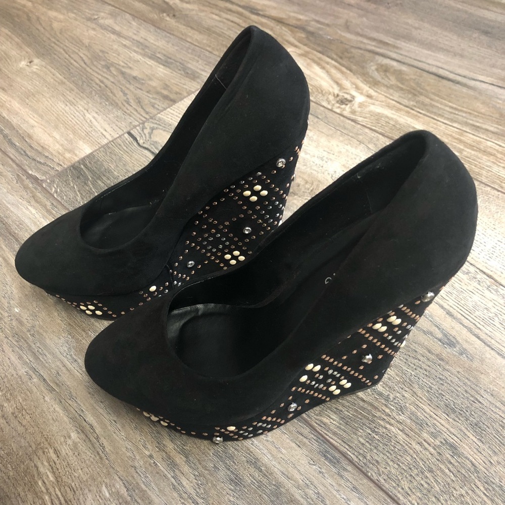 Call it spring wedges size 6